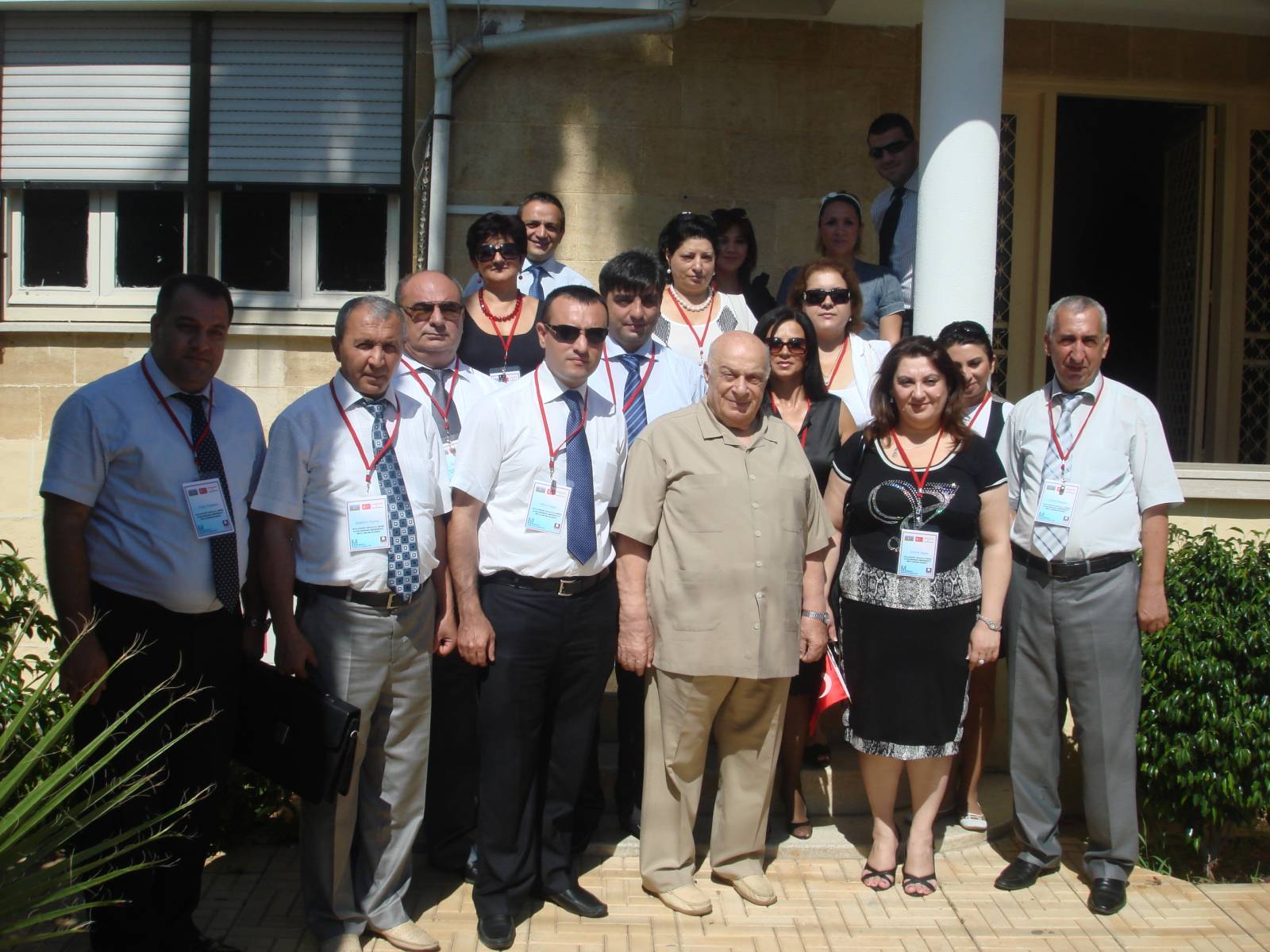 2010- Kıprısın keçmiş prezidenti Dektaşla